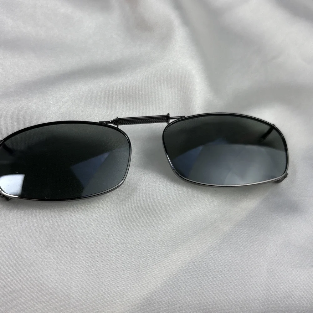 Solar Shield Scratch Resistant Lenses Polarized‎ Clip-ons 100% UVA/UVB 50 Rec 5